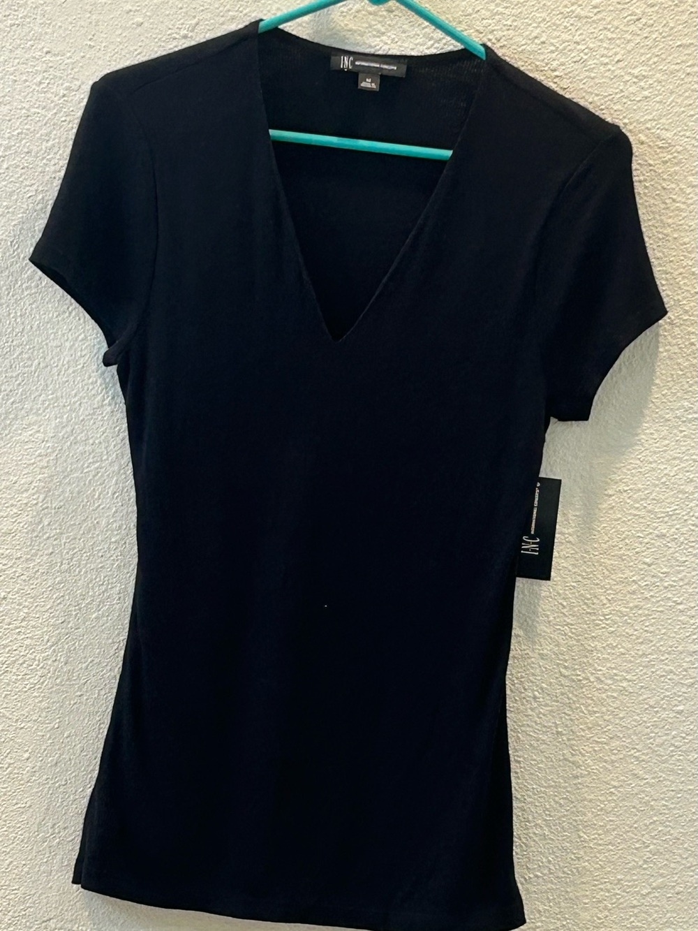 INC International Concepts Black V-Neck Short Sleeve Top - Slim Fit